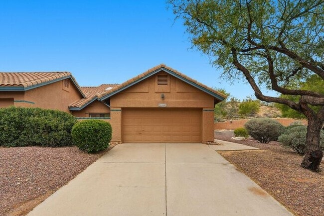 Building Photo - Bright & Peaceful Living in Oro Valley’s Gated Stoney Canyon