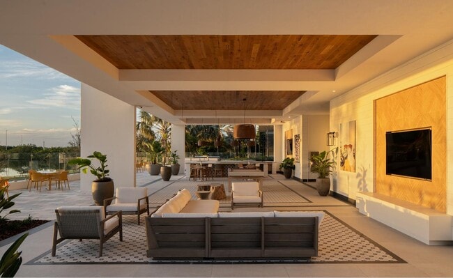 Building Photo - NOVEL Beach Park by Crescent Communities