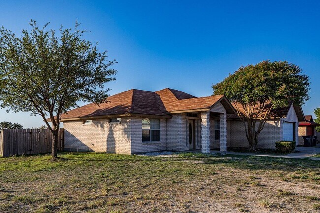 Building Photo - 132 Horseshoe Bend