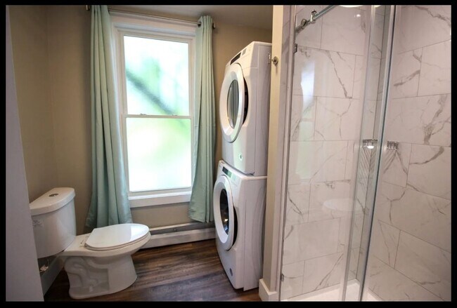 Bathroom - 528 Stewart Ave