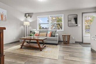 Building Photo - 1800 E Northland Ave