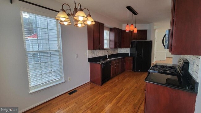 Foto del edificio - 12132 Tango Ln