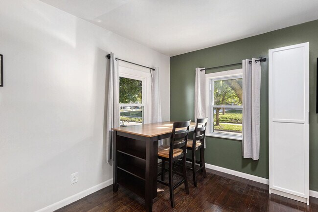 Foto del edificio - 37 Gold Ave NW