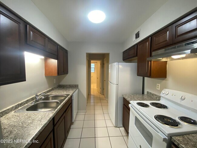 Foto del edificio - 469 Crabapple Ct
