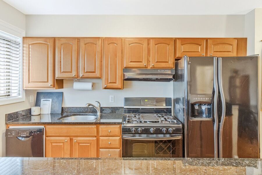 Primary Photo - 738 Longfellow St NW
