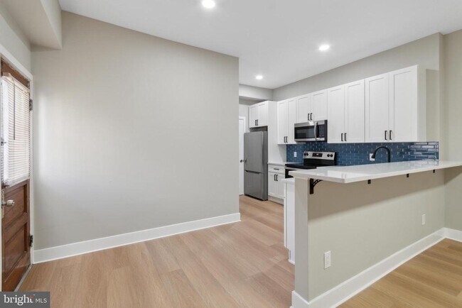 Foto del edificio - 417 W Elm St