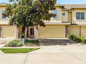 Building Photo - 10116 Wake Bridge Dr
