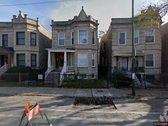 Building Photo - 3 bedroom in Chicago IL 60647