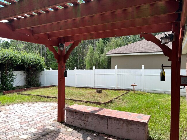 Building Photo - 1045 Drakefeather Dr