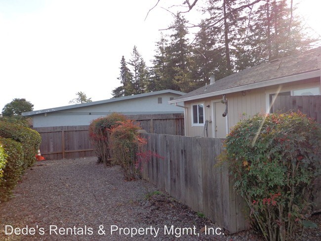 Building Photo - 8276 Lancaster Dr