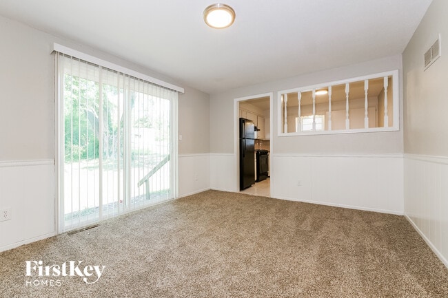 Foto del edificio - 6712 Manchester Ave