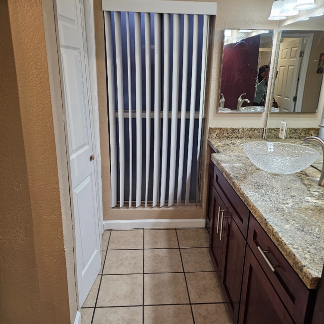 Photo - 101 W Olive Ave Apartment