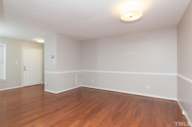 Foto del edificio - 213 N Boylan Avenue Unit A