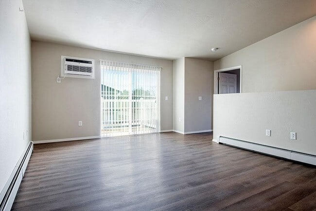 Building Photo - PRAIRIE VIEW ESTATES