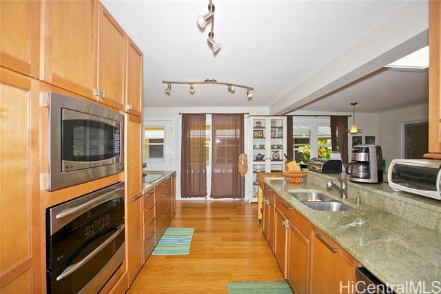 Building Photo - 3043 Alencastre Pl