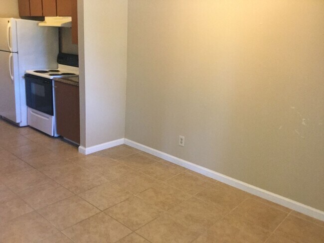 Foto del edificio - Cute upper-level 1bd. in Rohnert Park ~ Available NOW