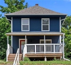 Building Photo - 3627 Woodland Ave