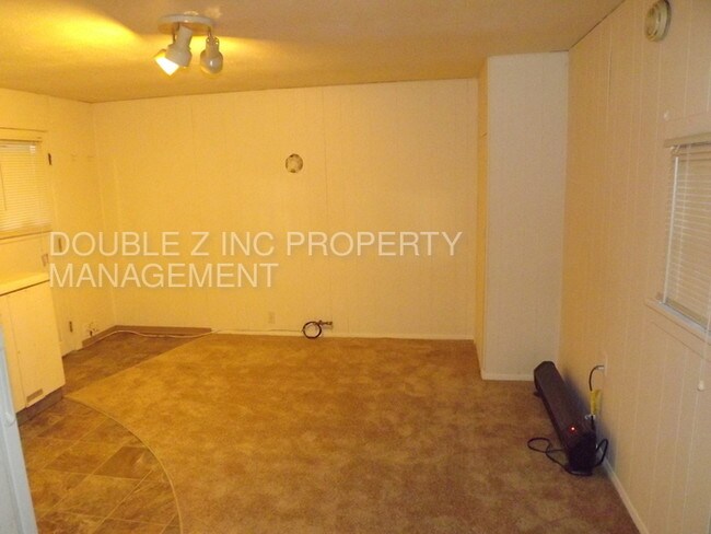 Building Photo - 857 113th St S