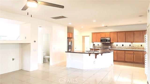 Building Photo - 12554 Desert Springs St