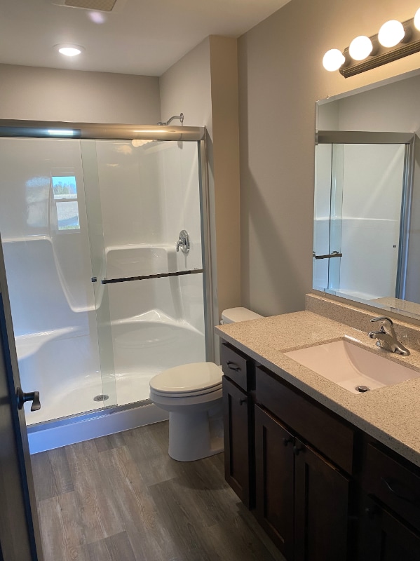 Foto del edificio - 1013 Royal Blvd