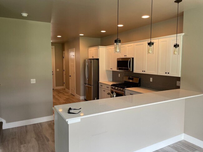 Building Photo - 2689 Blackbird Dr