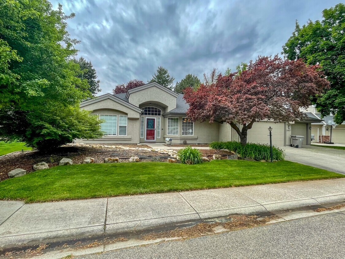 Foto principal - 11427 W Daniel St