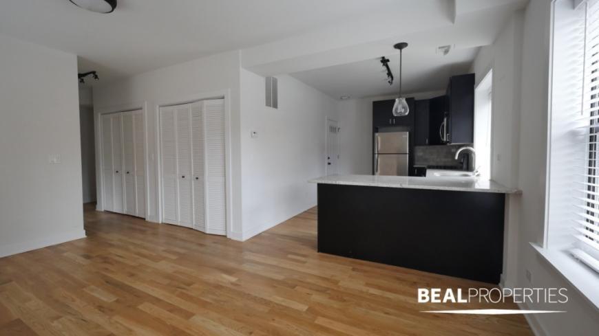 Foto principal - 1 bedroom in CHICAGO IL 60625
