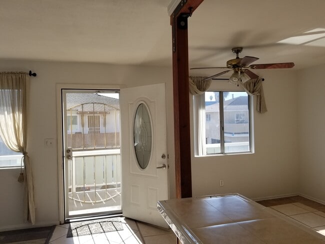 Foto del edificio - 16651 Bartlett Ln