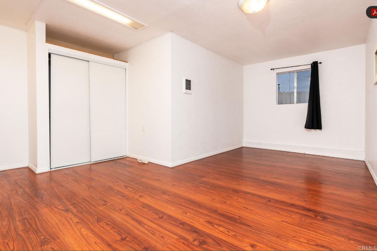 Building Photo - 1568 Primera St