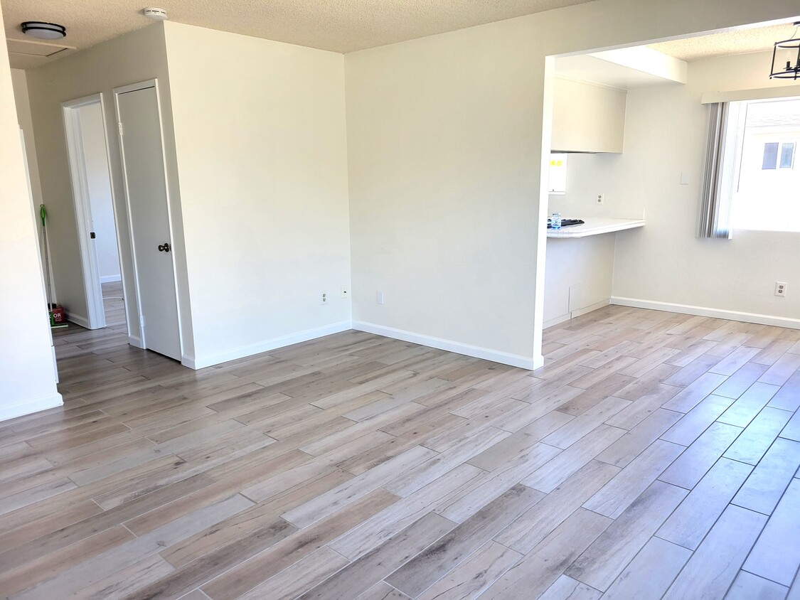 Foto principal - 16661 Blanton Ln