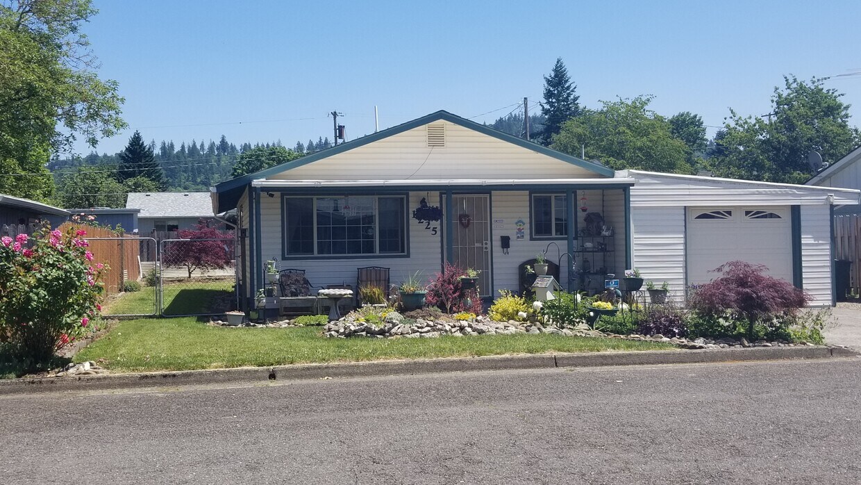 Foto principal - 1225 Hiatt St