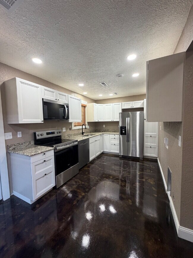 Foto del edificio - 21167 Narrows Ln