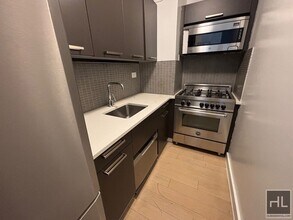Building Photo - East 39th Street