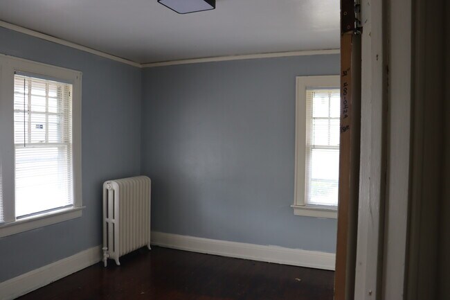 Bedroom 1 - 4730 W Center St