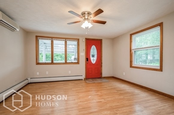 Foto del edificio - AVAILABLE NOW! - 426 2nd St, Eynon, PA 184...