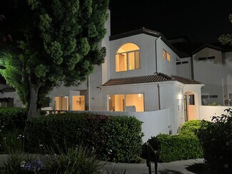 Building Photo - 13133 Le Parc