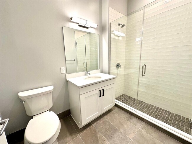 Foto del edificio - 45 E Central St