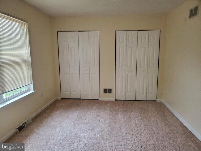 Building Photo - 4656 Marksman Ct