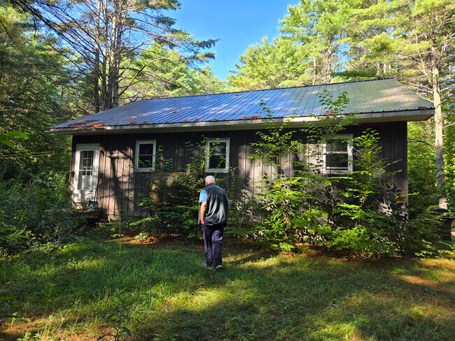 Parte trasera de la casa - 508 Rock Ave