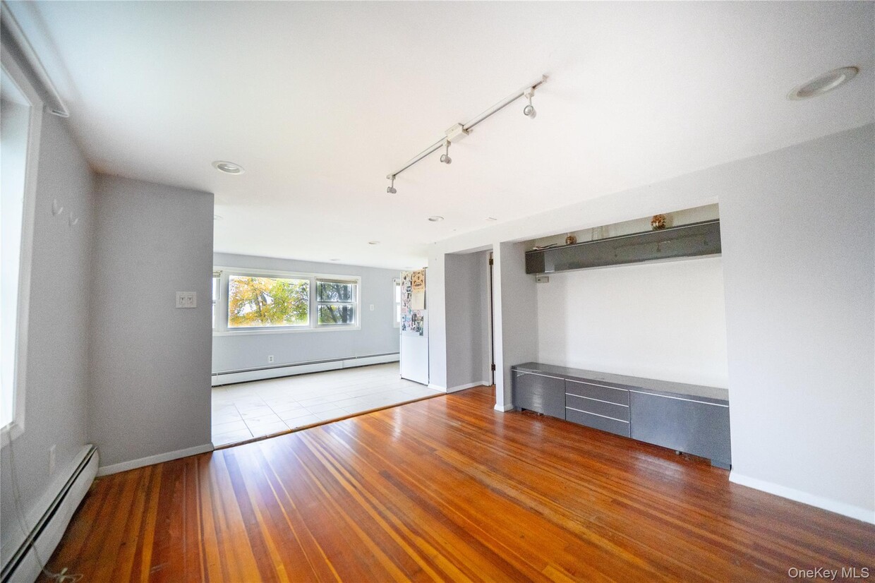 Foto principal - 126 Tanglewylde Rd