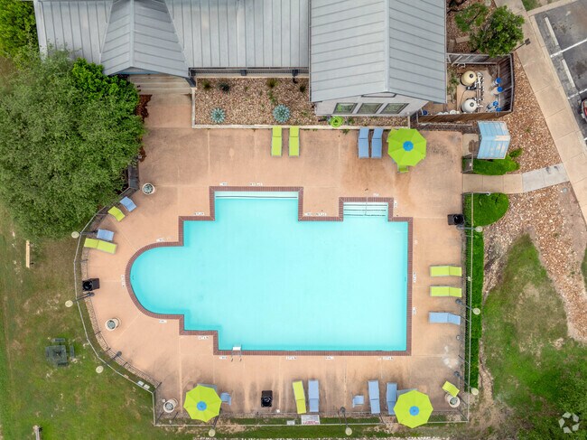 Piscina - Waters at Bluff Springs
