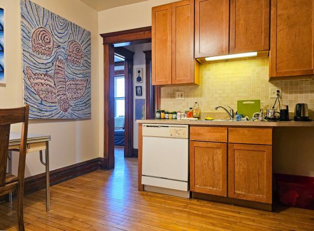 Building Photo - 2 bedroom in Chicago IL 60609