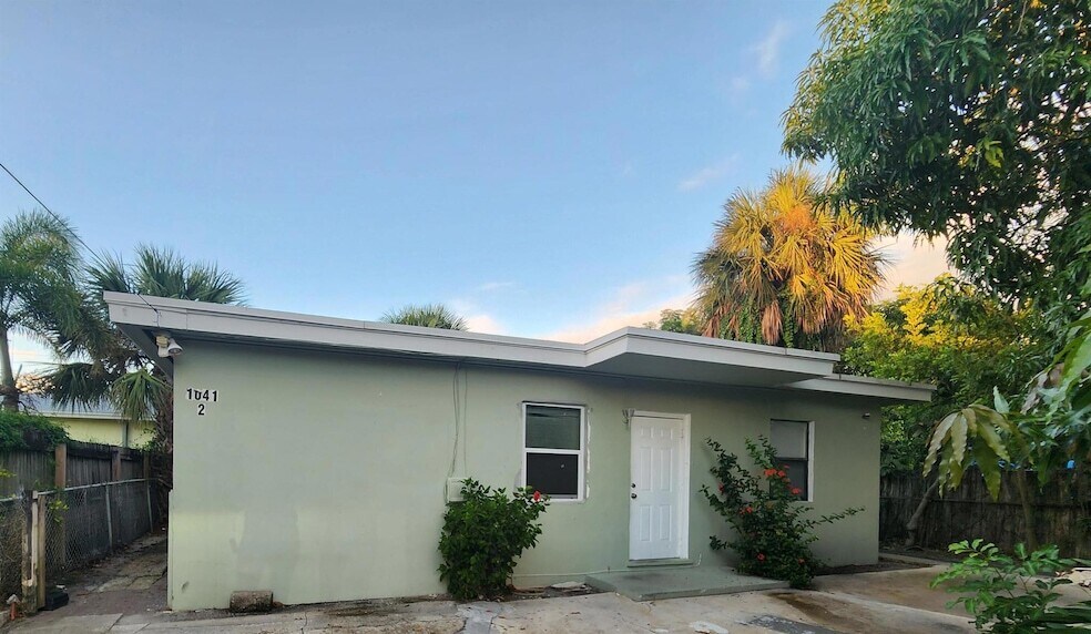 Foto principal - 1041 21st St