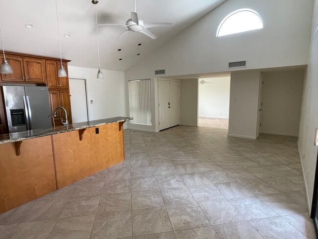 Kitchen looking to Den - 9463 E Jenan Dr