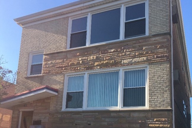 Foto del edificio - 6432 W Gunnison St