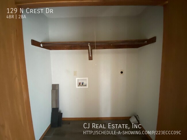Foto del edificio - 129 N Crest Dr