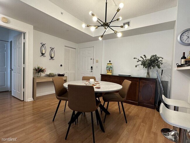 Building Photo - 2 br, 2 bath House - 720 S Sapodilla Ave A...