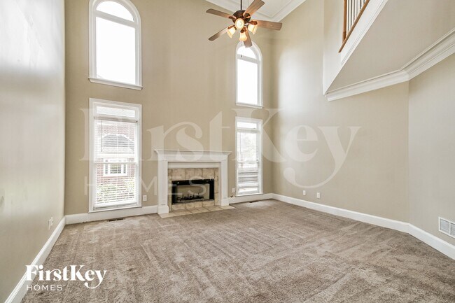 Foto del edificio - 4042 Brooks Mill Dr