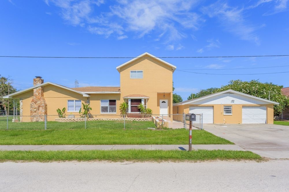 7806 Nundy Avenue House Rental in Gibsonton, FL