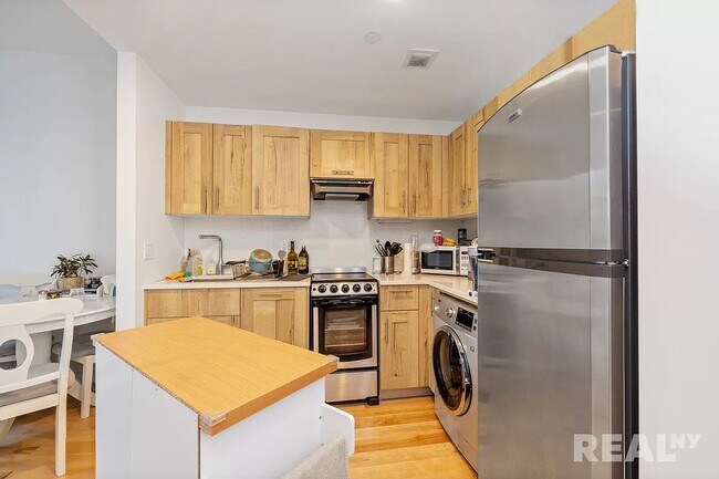 Building Photo - 63 West 104th Street